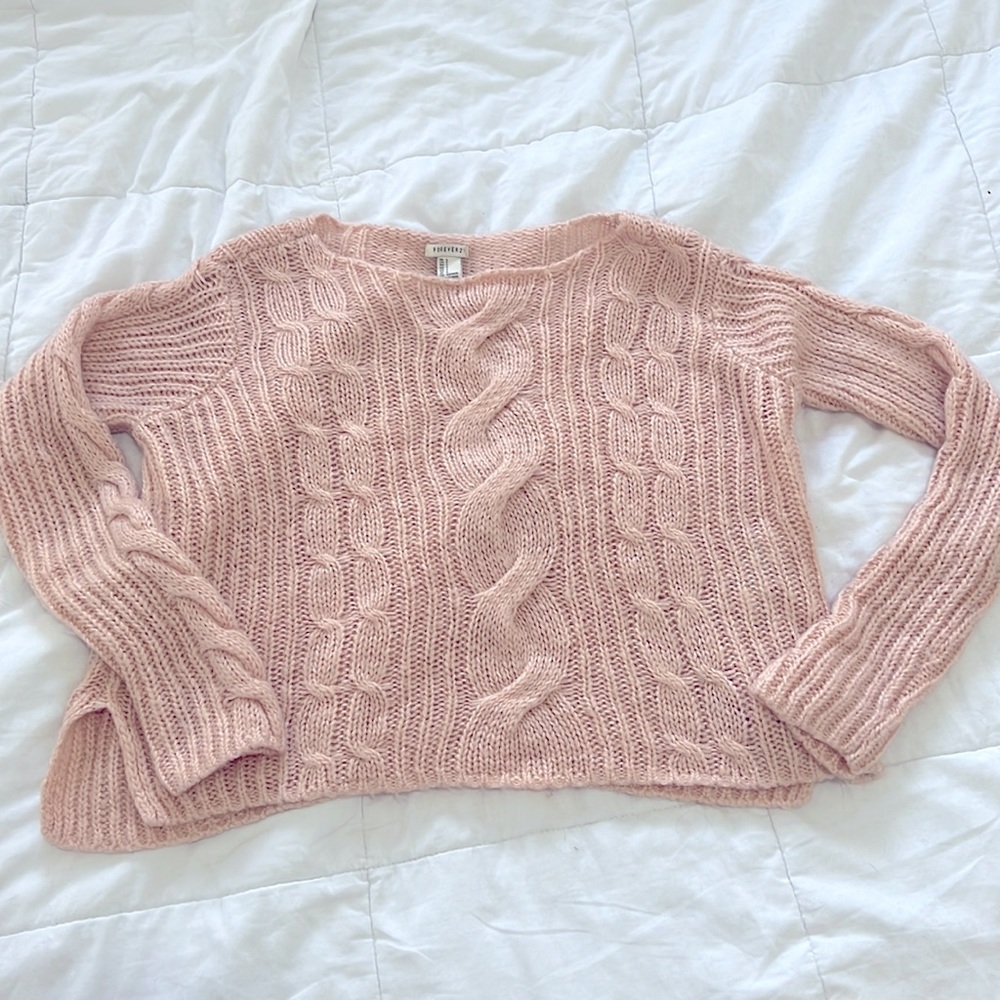 Forever 21 crop baby pink knit sweater